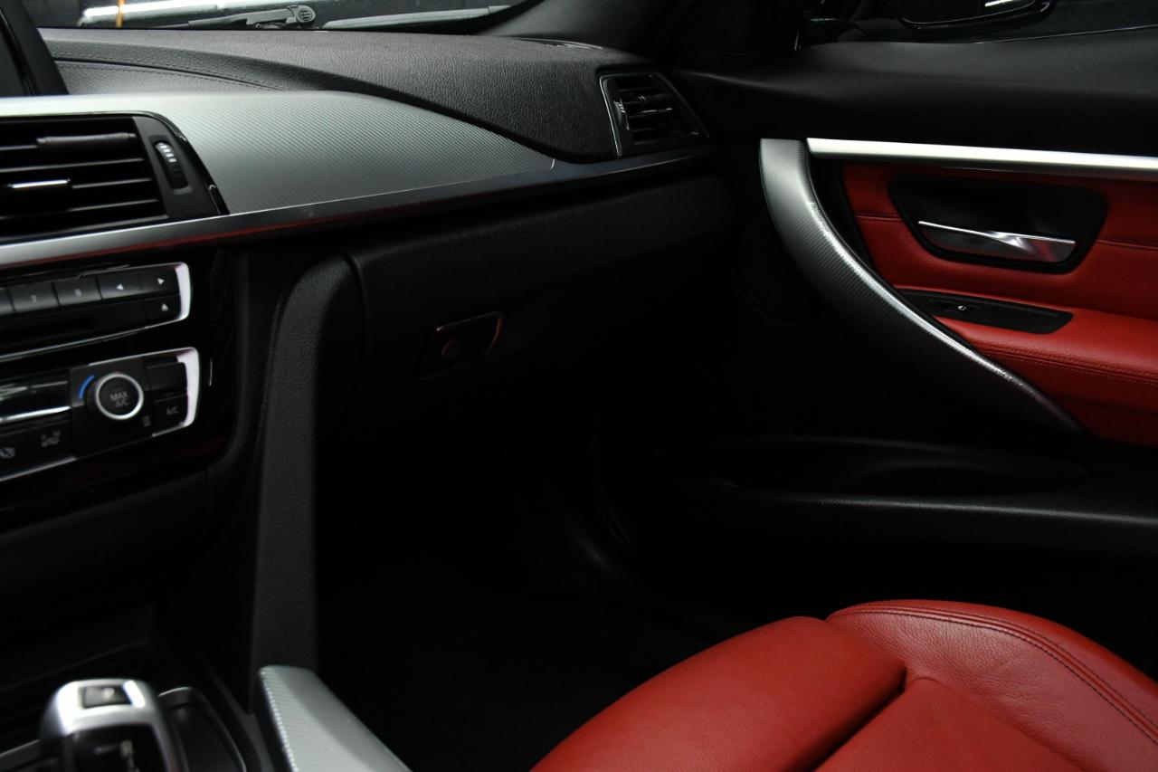 BMW 3-Series 330e iPerformance Sedan 2018