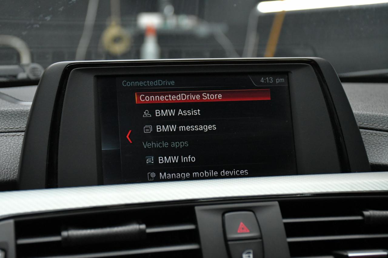 BMW 3-Series 330e iPerformance Sedan 2018