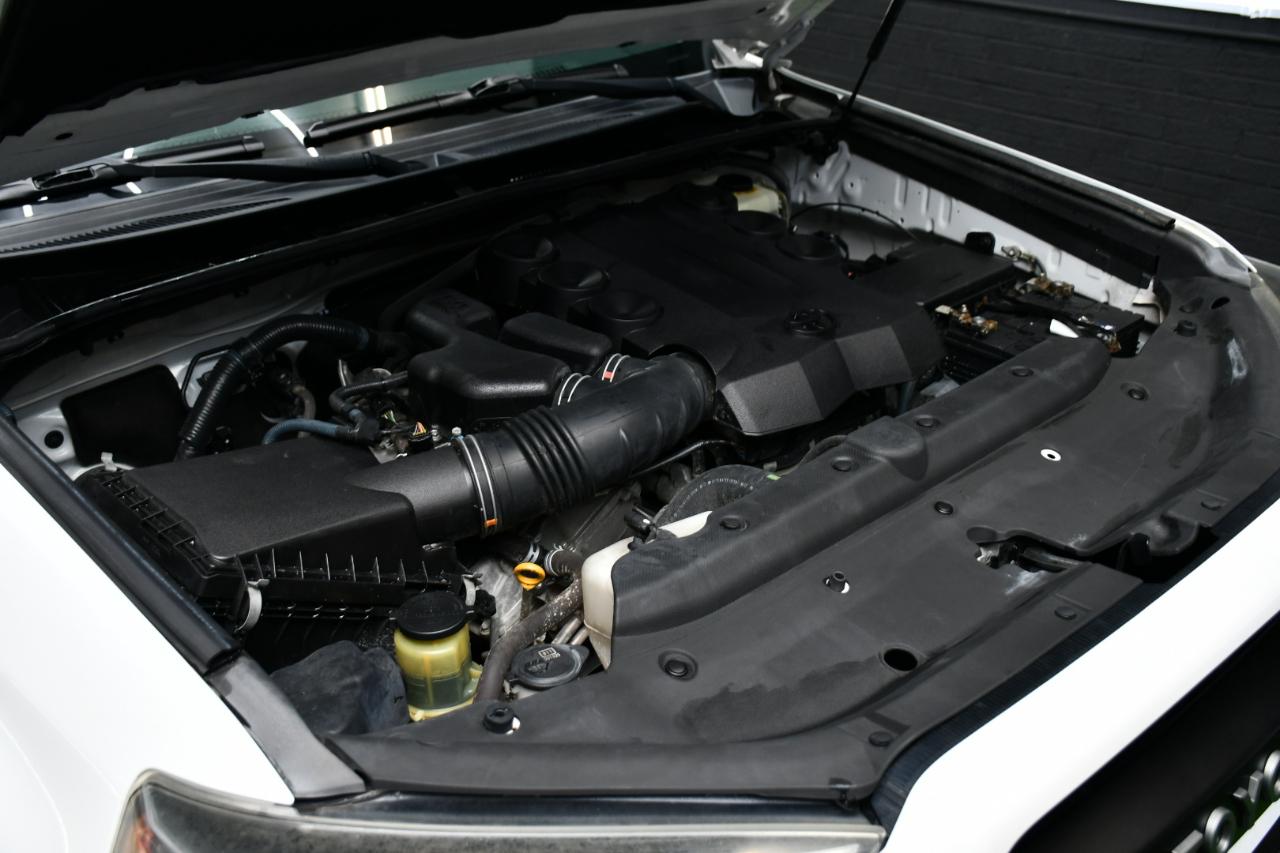 Toyota 4Runner TRD Pro 4D SUV 4WD V6 2016