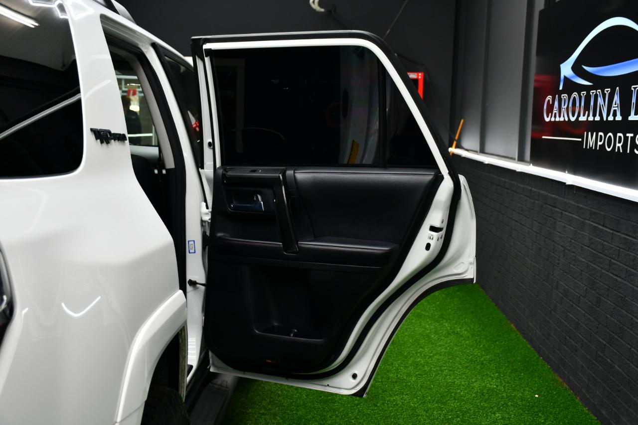 Toyota 4Runner TRD Pro 4D SUV 4WD V6 2016