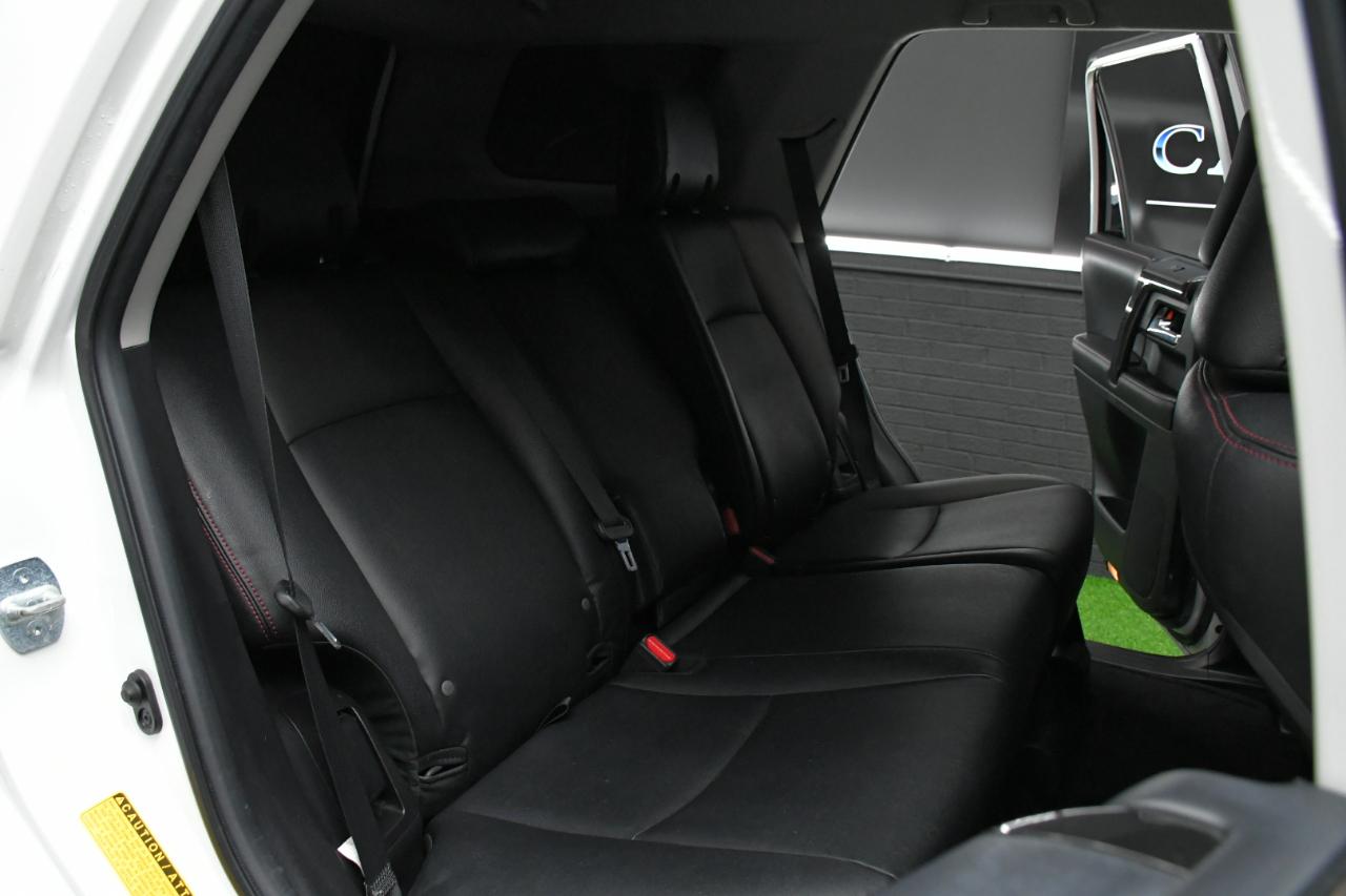 Toyota 4Runner TRD Pro 4D SUV 4WD V6 2016