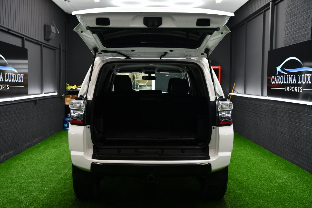 Toyota 4Runner TRD Pro 4D SUV 4WD V6 2016