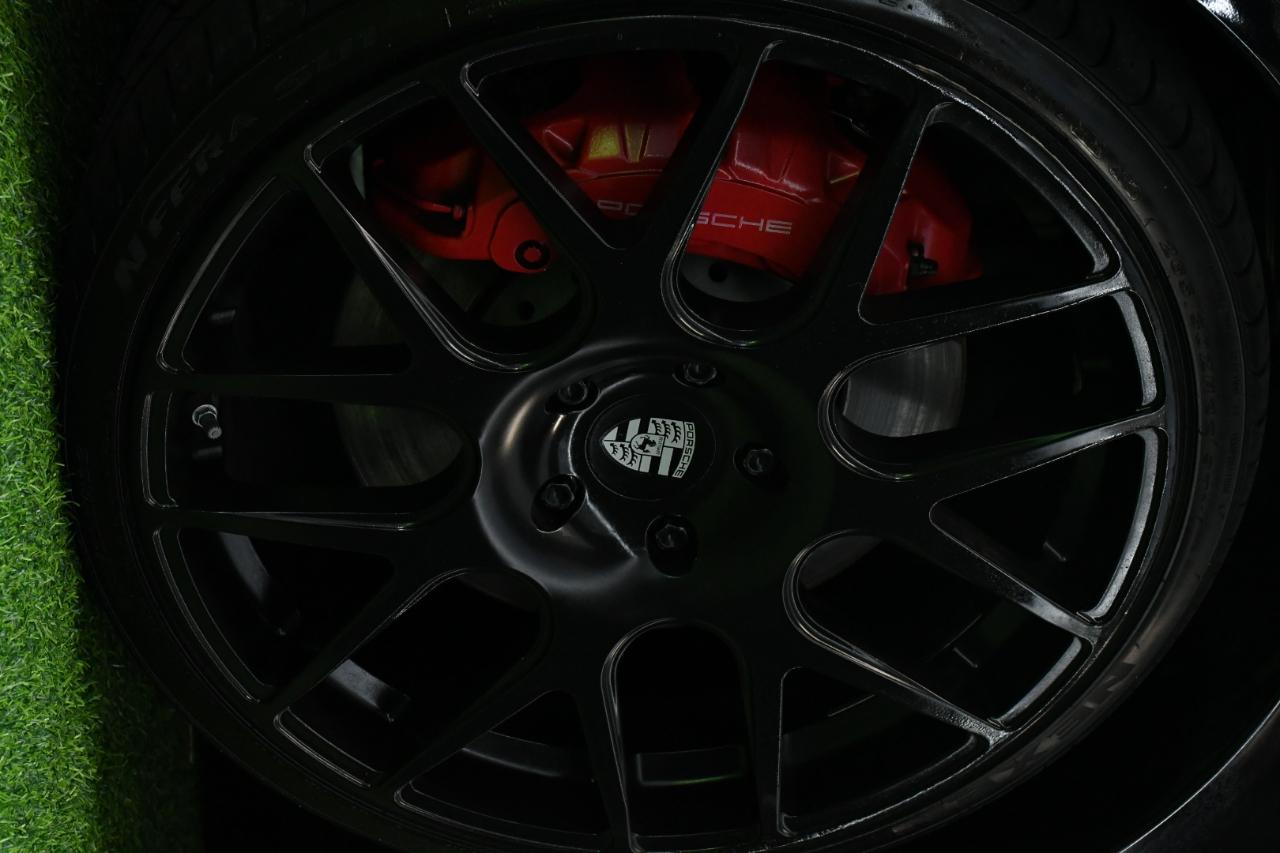 Porsche Panamera GTS 2013