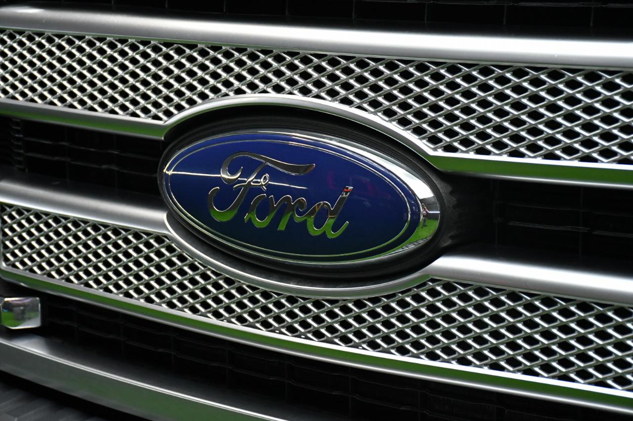 Ford F-350 SD King Ranch Crew Cab Long Bed 4WD 2016