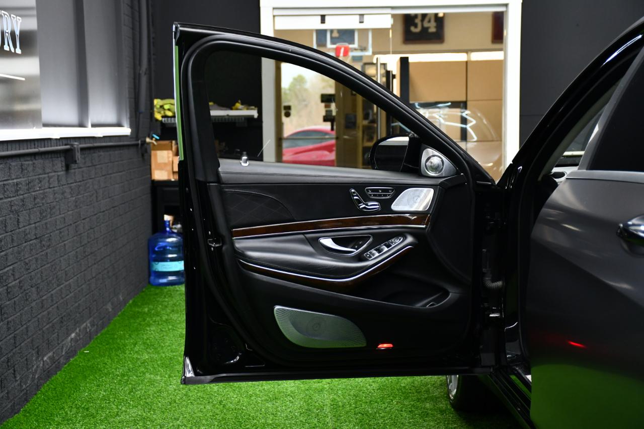 Mercedes-Benz Maybach S600 Sedan 2016