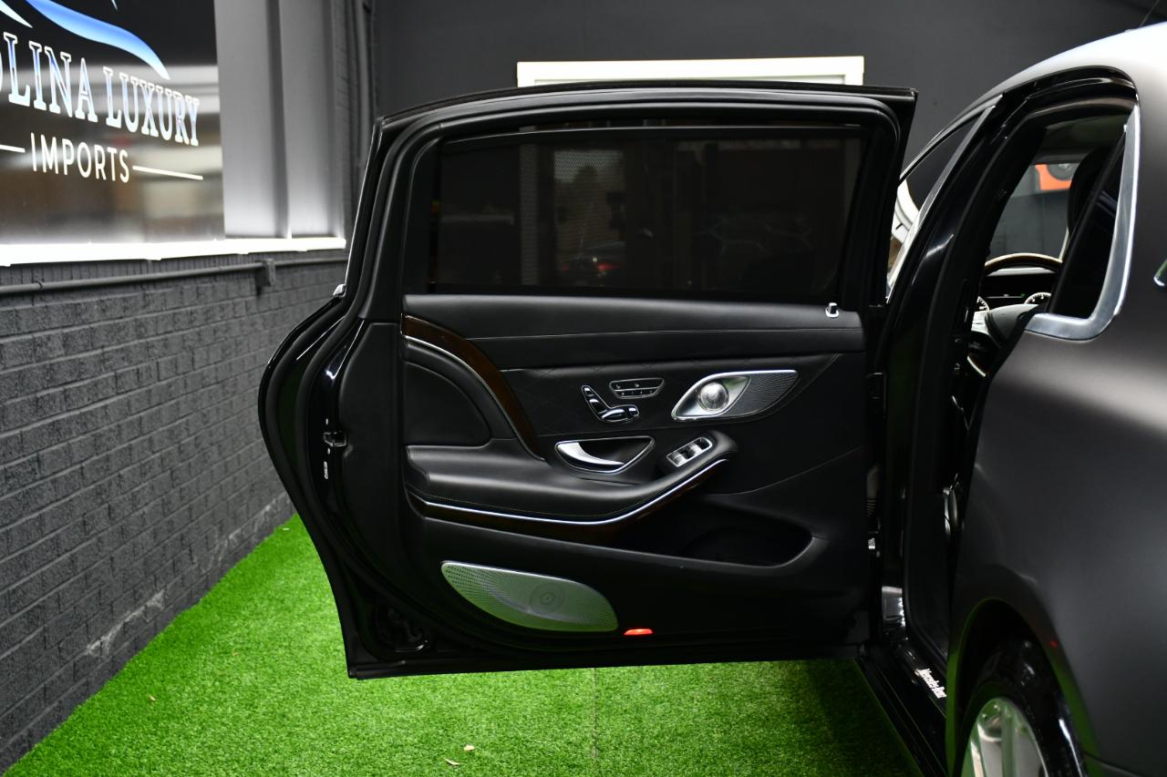 Mercedes-Benz Maybach S600 Sedan 2016