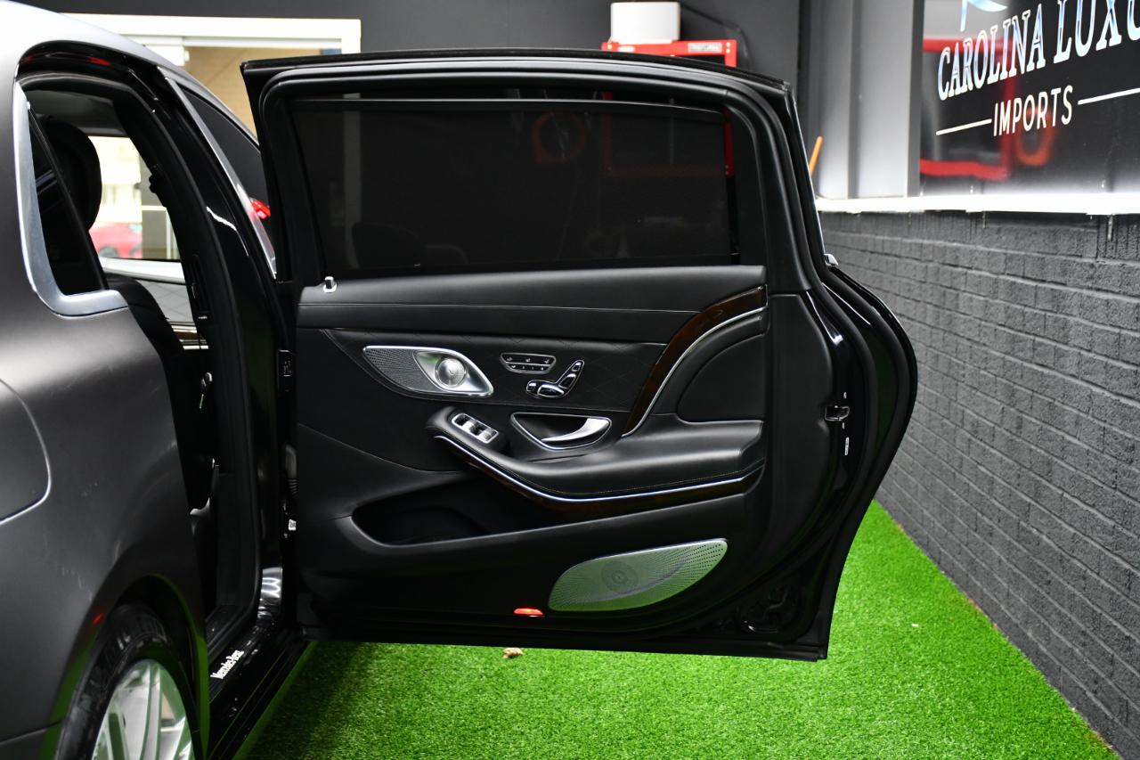 Mercedes-Benz Maybach S600 Sedan 2016