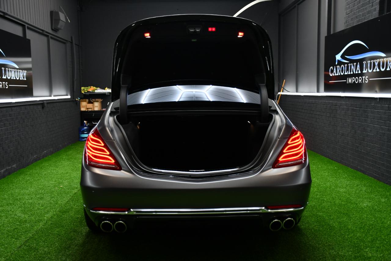 Mercedes-Benz Maybach S600 Sedan 2016