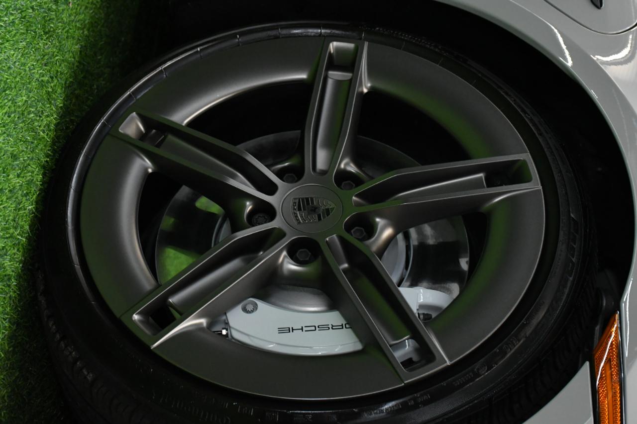 Porsche Taycan Turbo 2025