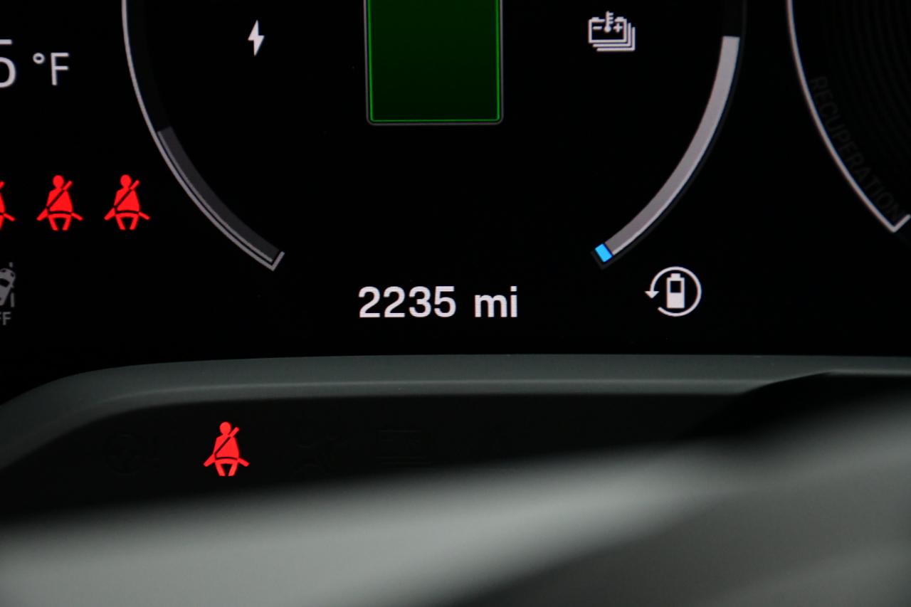 Porsche Taycan Turbo 2025