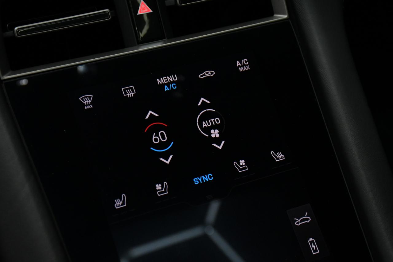 Porsche Taycan Turbo 2025