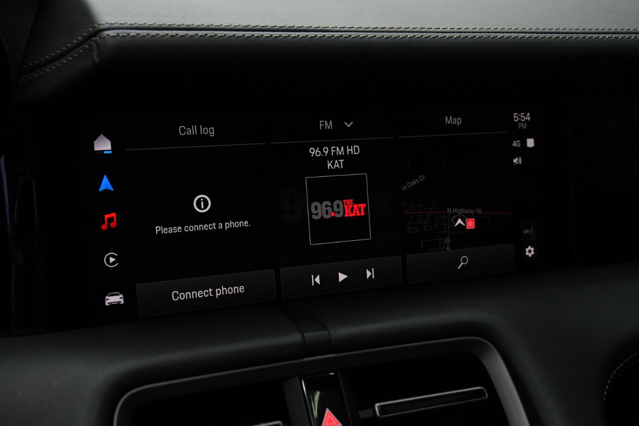 Porsche Taycan Turbo 2025