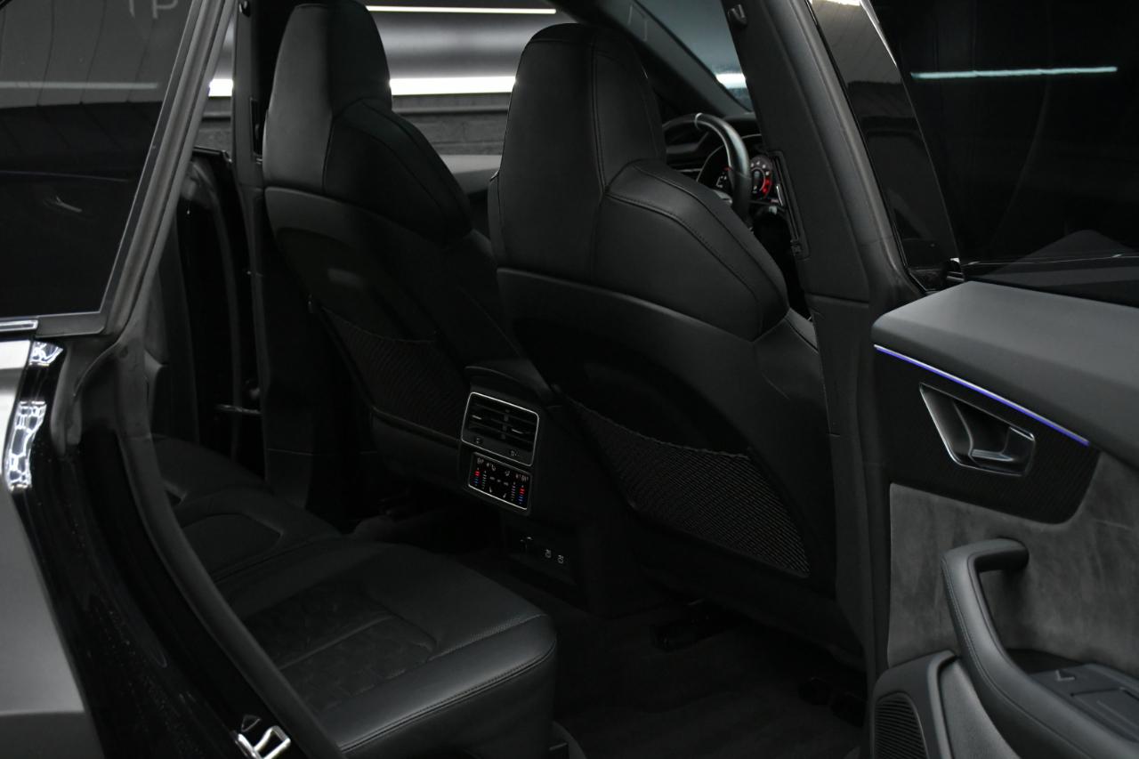 Audi RS Q8 4.0 quattro 2021