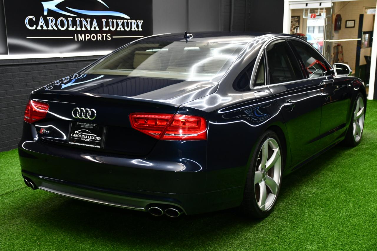 Audi S8 4.0 Sedan quattro Tiptronic 2013