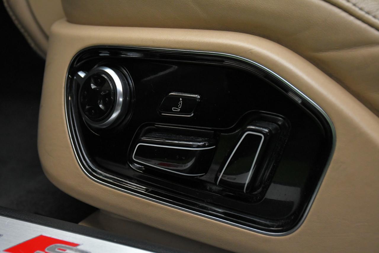 Audi S8 4.0 Sedan quattro Tiptronic 2013