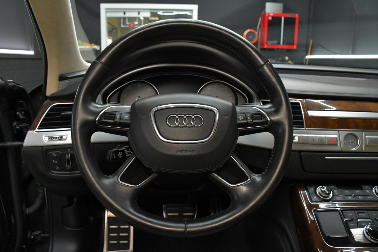 Audi S8 4.0 Sedan quattro Tiptronic 2013