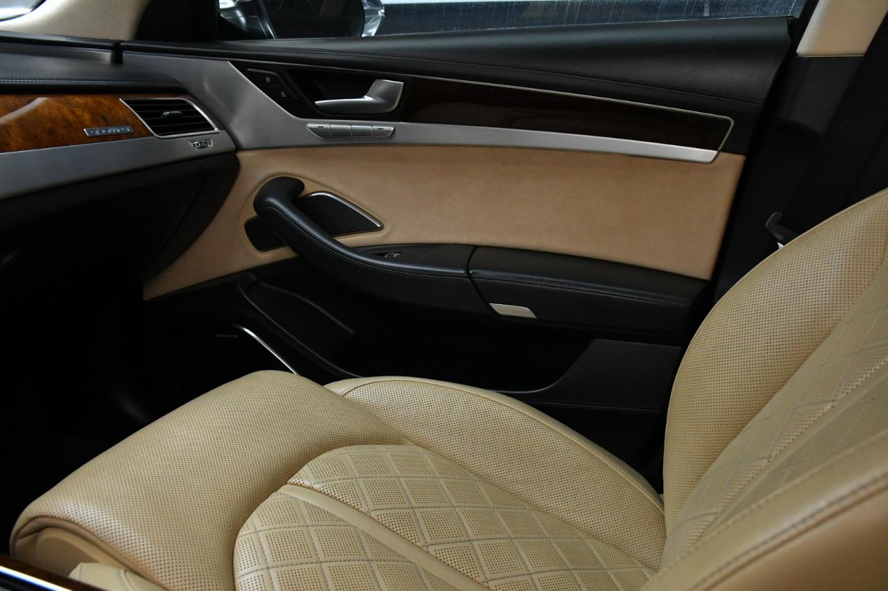 Audi S8 4.0 Sedan quattro Tiptronic 2013