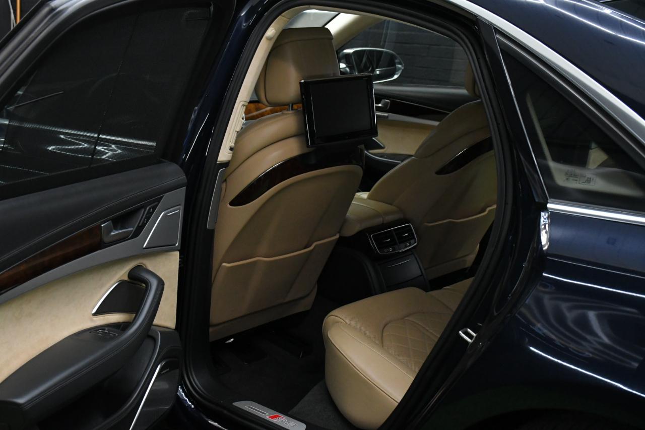 Audi S8 4.0 Sedan quattro Tiptronic 2013