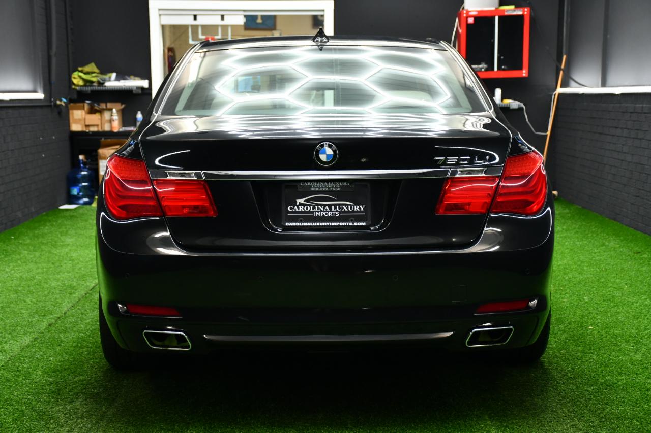 BMW 7-Series 750Li xDrive 2010