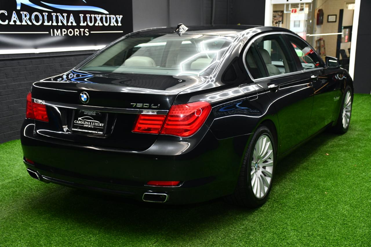 BMW 7-Series 750Li xDrive 2010