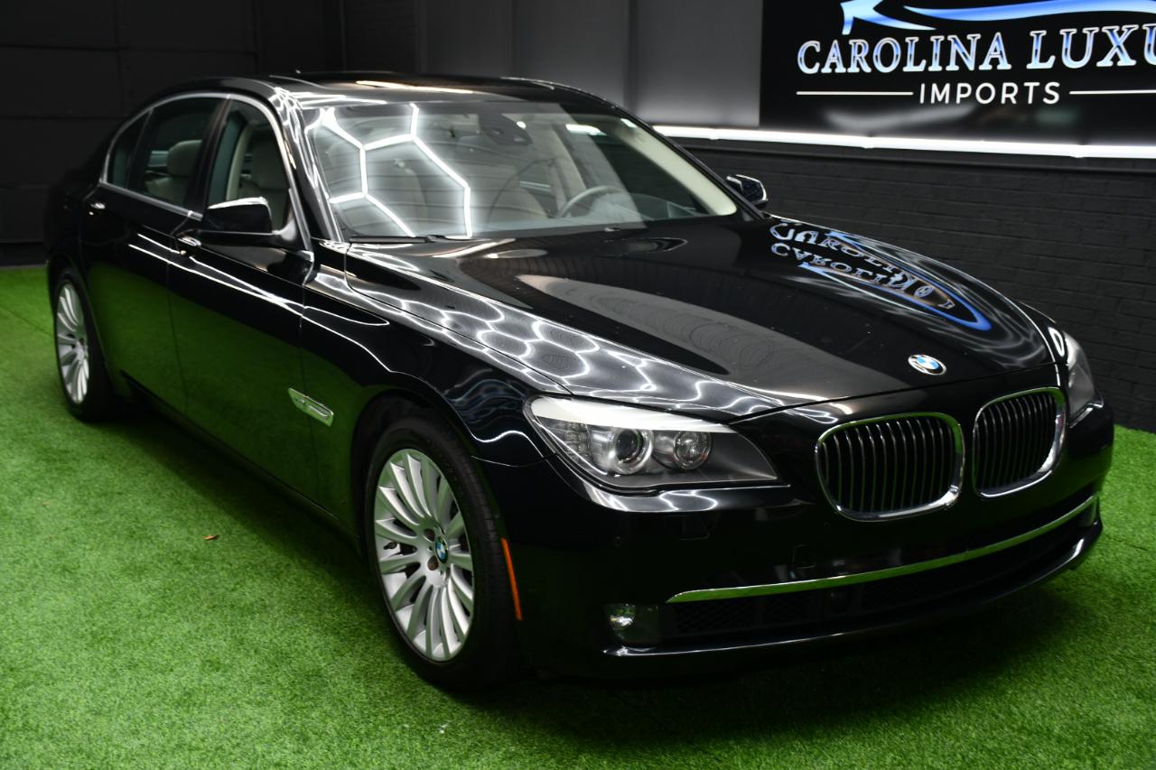 BMW 7-Series 750Li xDrive 2010