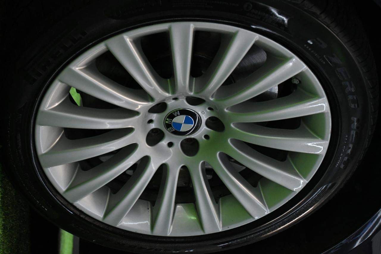 BMW 7-Series 750Li xDrive 2010