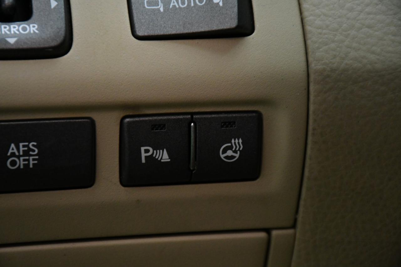 Lexus LS 460 Luxury Sedan 2007