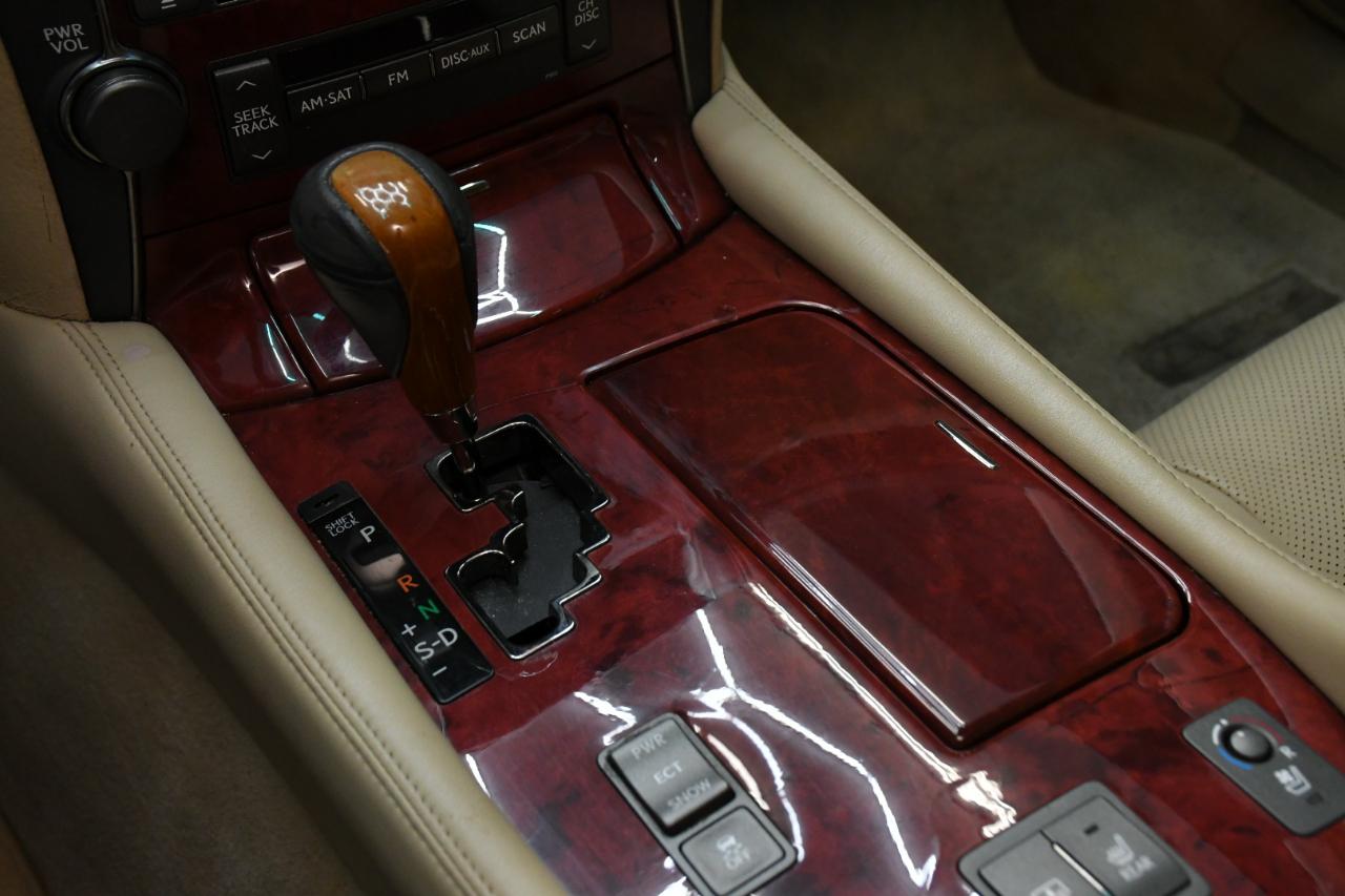 Lexus LS 460 Luxury Sedan 2007