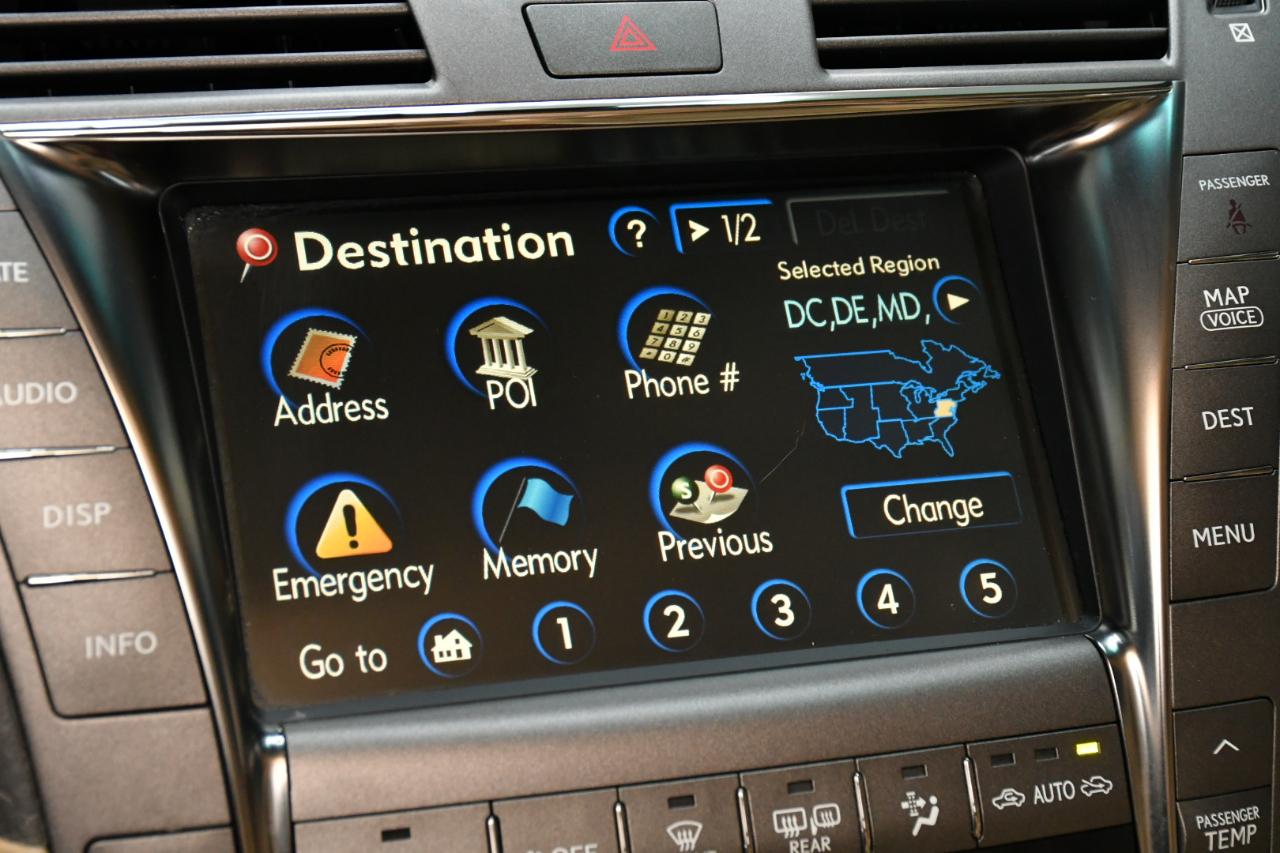 Lexus LS 460 Luxury Sedan 2007