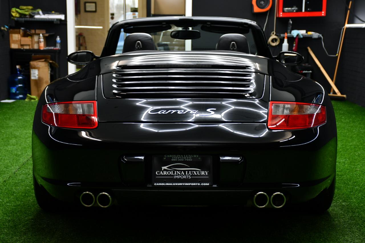 Porsche 911 Carrera S Cabriolet 2006