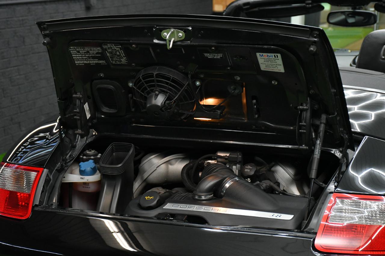 Porsche 911 Carrera S Cabriolet 2006