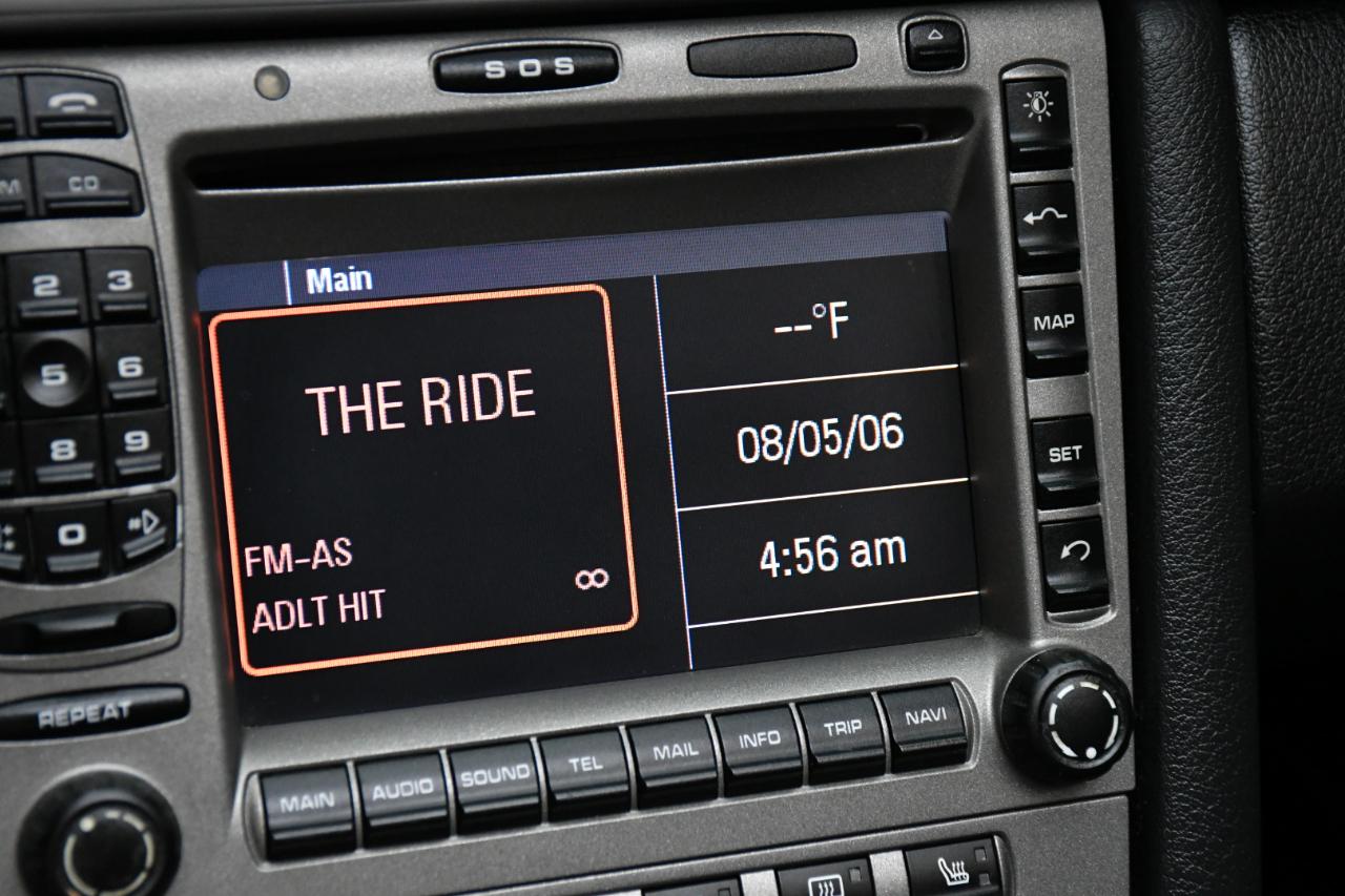 Porsche 911 Carrera S Cabriolet 2006