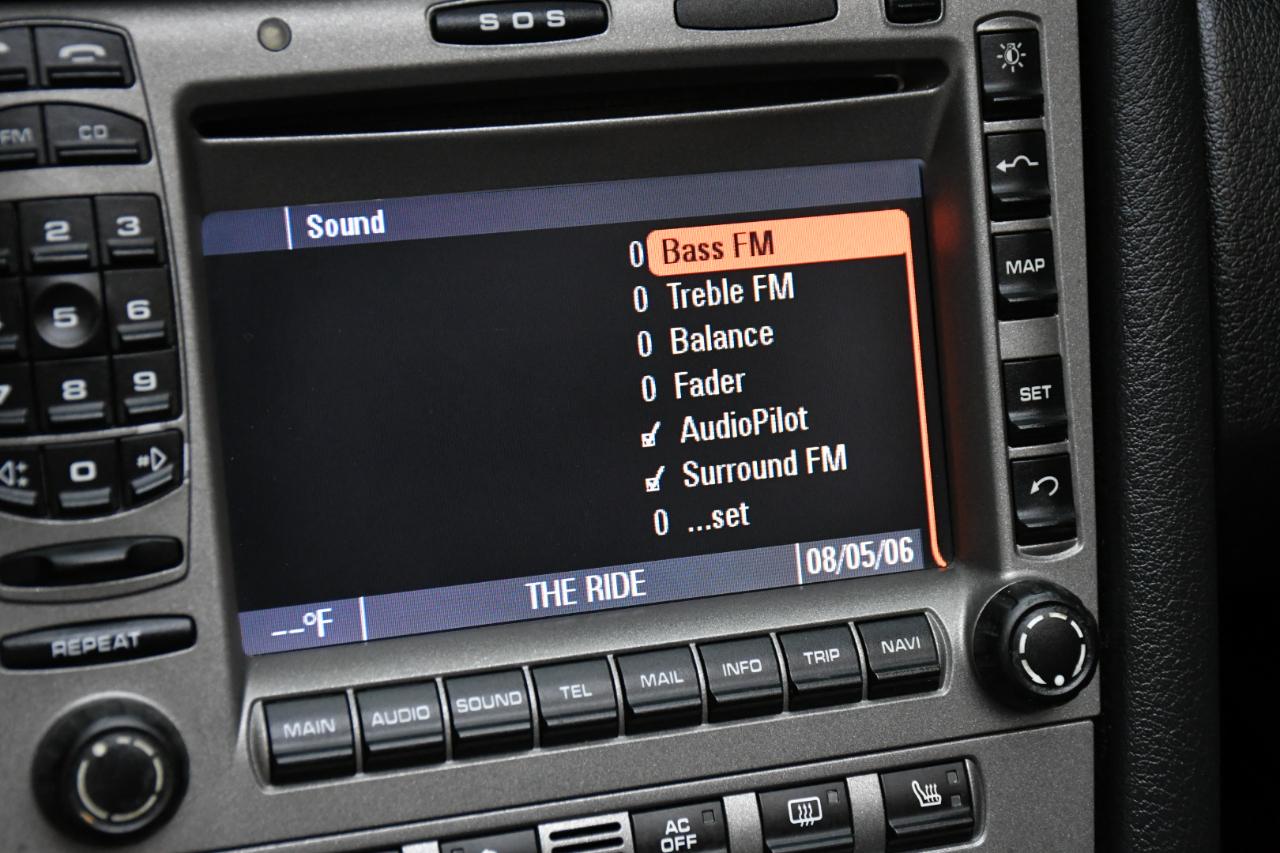 Porsche 911 Carrera S Cabriolet 2006