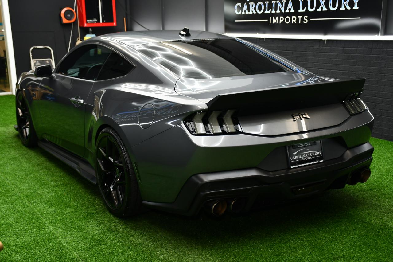 Ford Mustang  2024