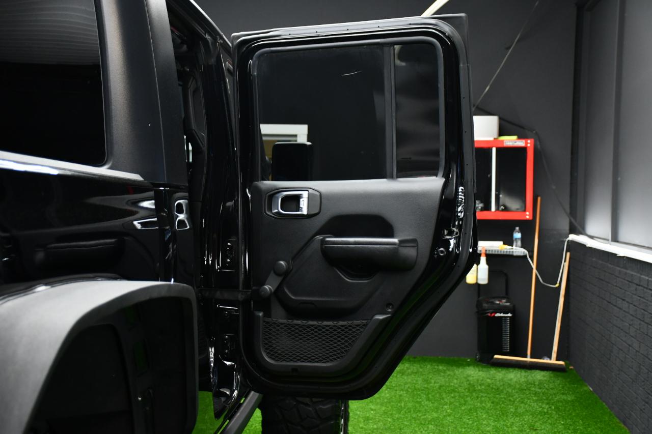 Jeep Gladiator Sport 2021