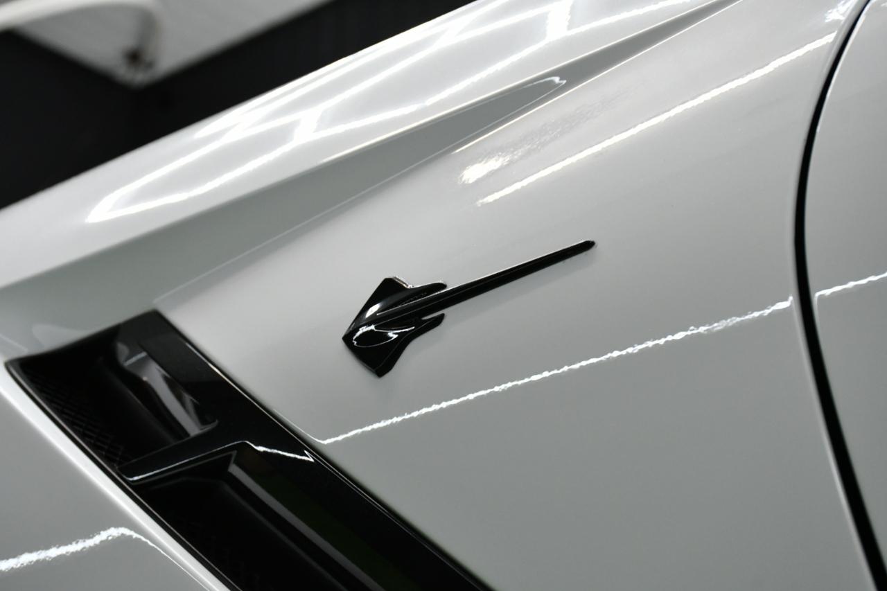 Chevrolet Corvette 2LT Coupe Automatic 2016