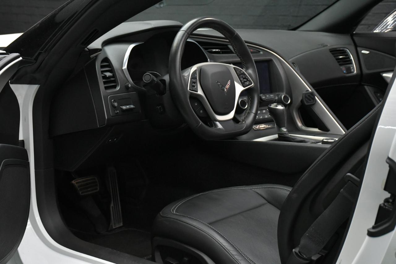 Chevrolet Corvette 2LT Coupe Automatic 2016