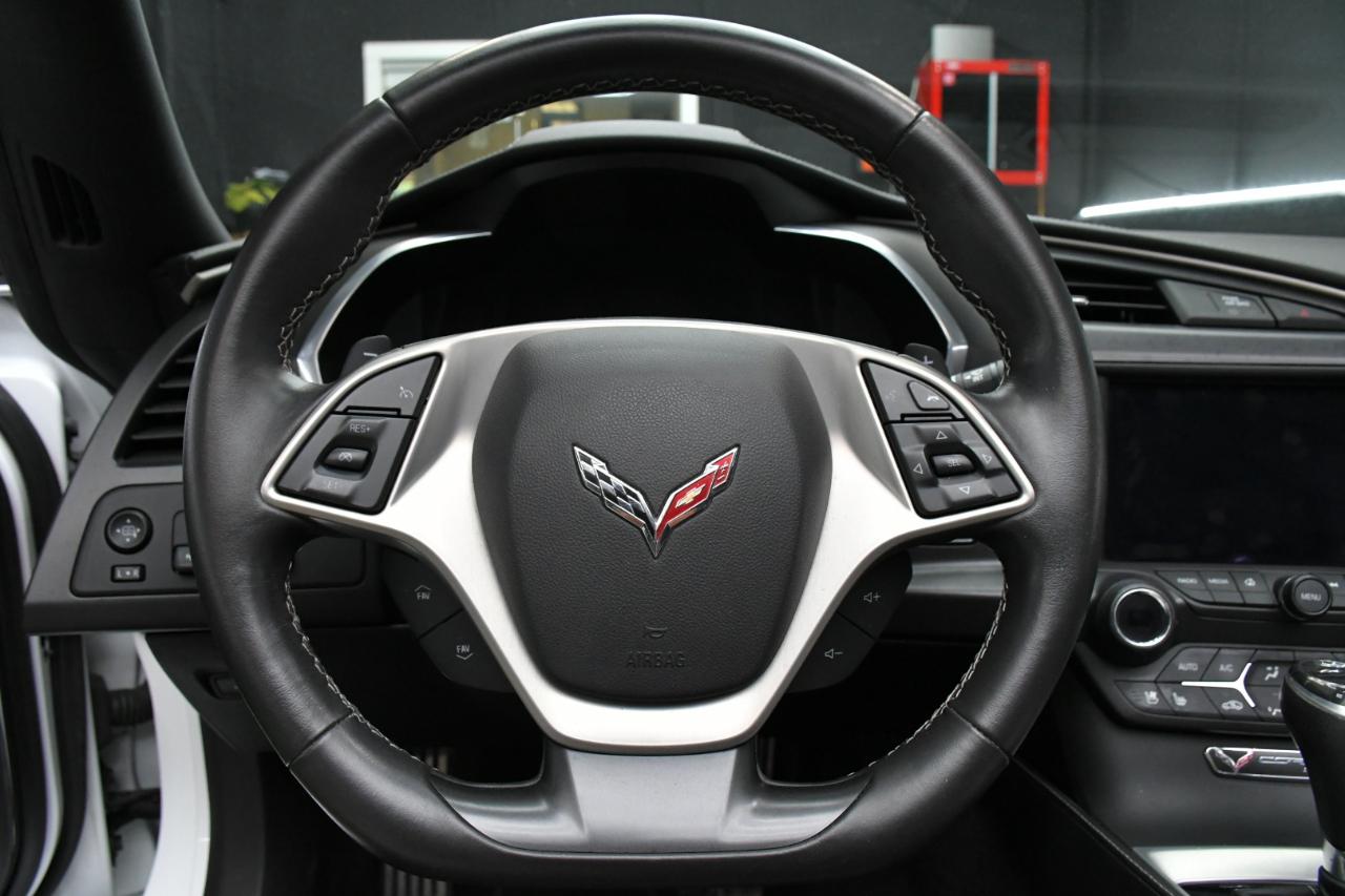 Chevrolet Corvette 2LT Coupe Automatic 2016