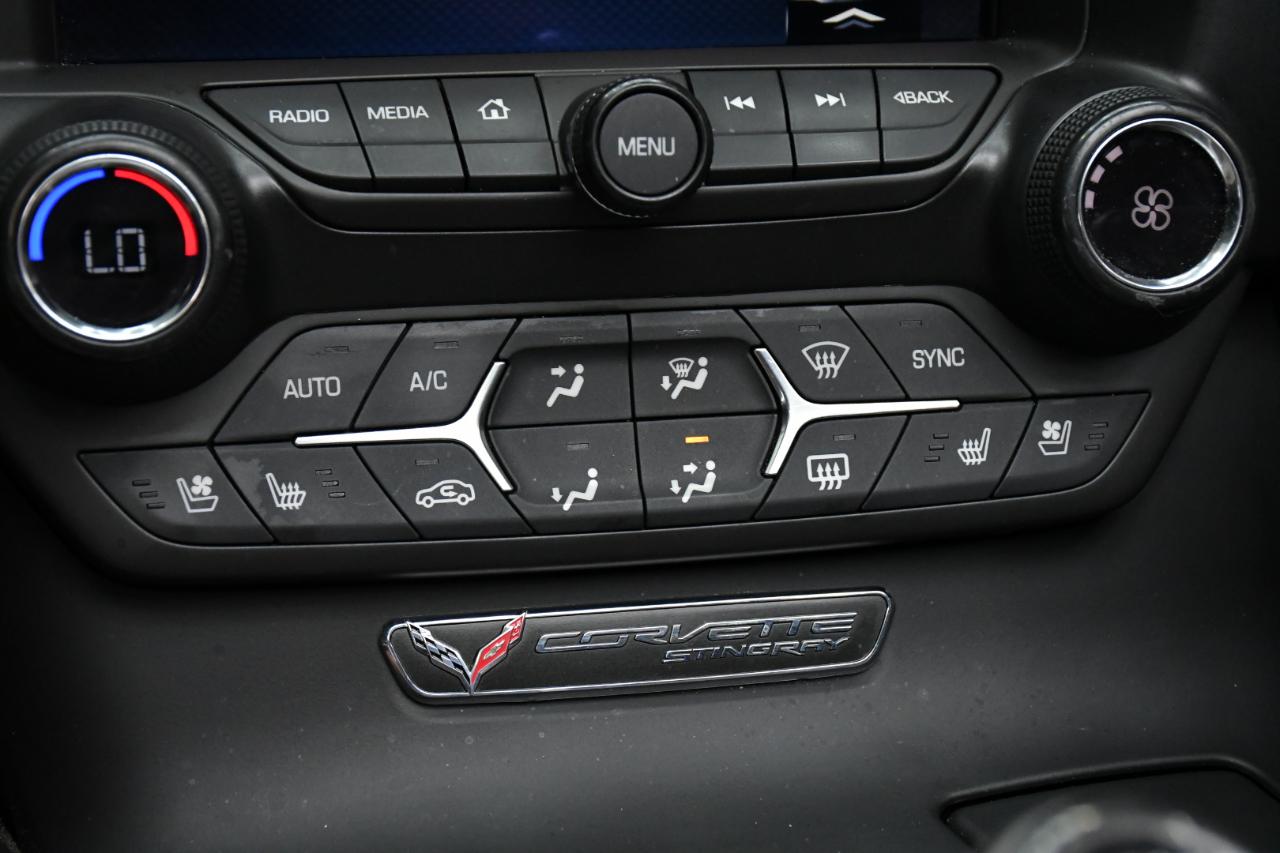 Chevrolet Corvette 2LT Coupe Automatic 2016