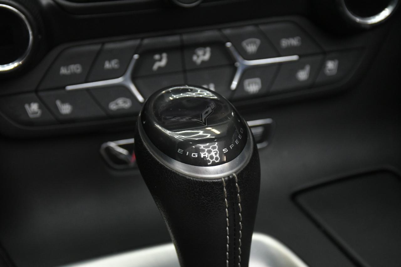 Chevrolet Corvette 2LT Coupe Automatic 2016