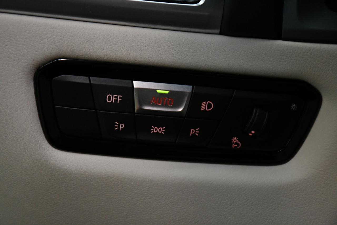 BMW 8-Series M850i xDrive Coupe 2019