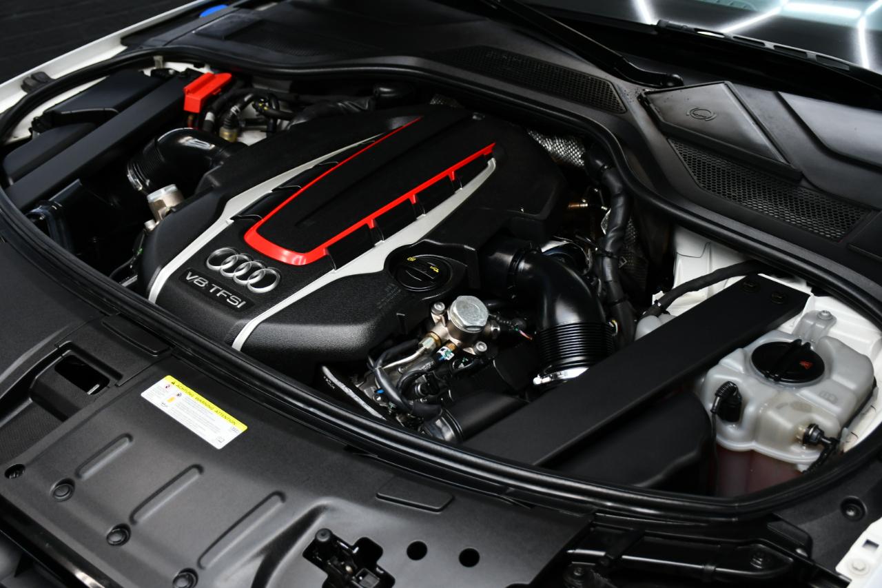 Audi S8 4dr Sdn Plus 2018