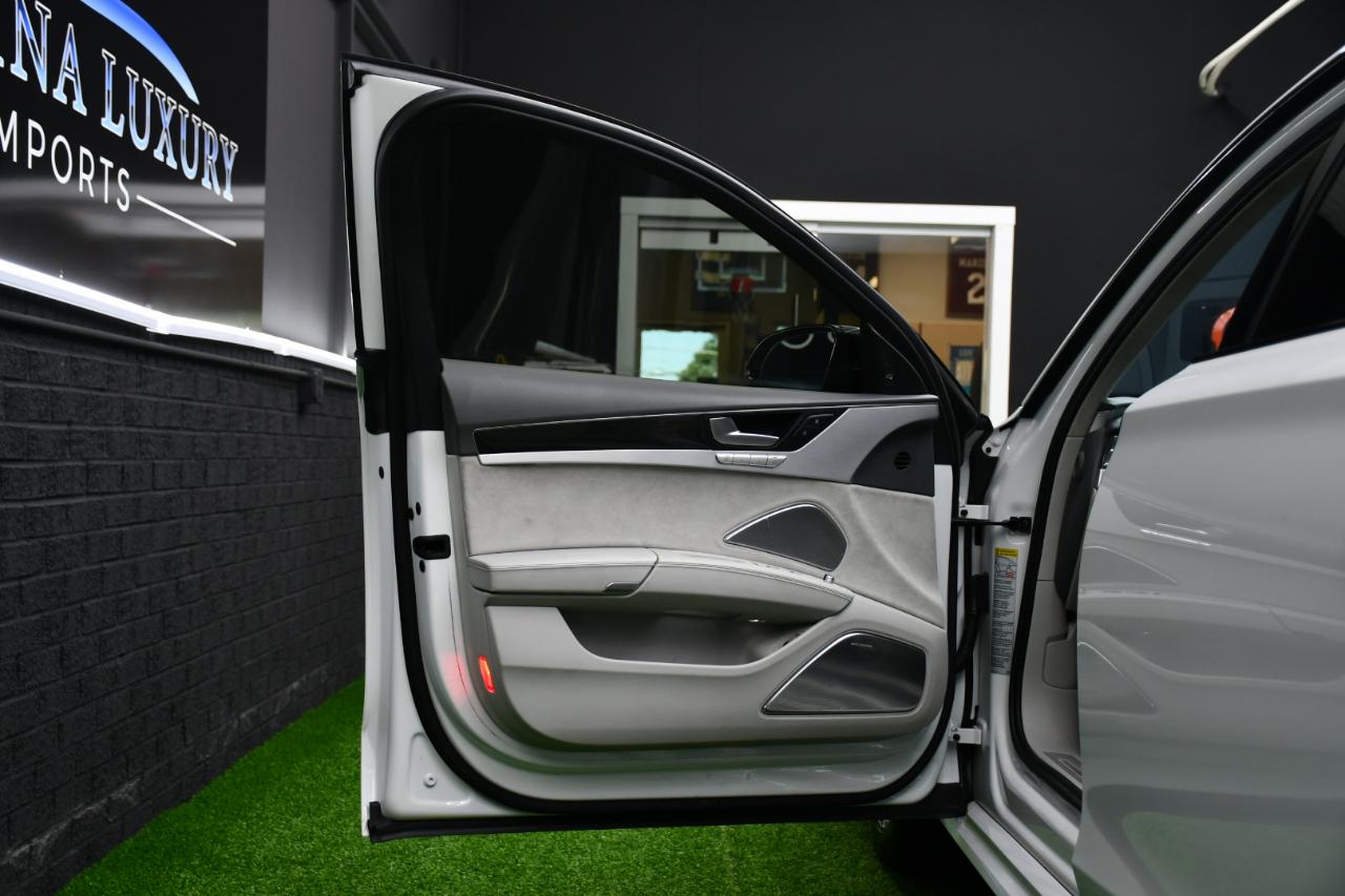 Audi S8 4dr Sdn Plus 2018