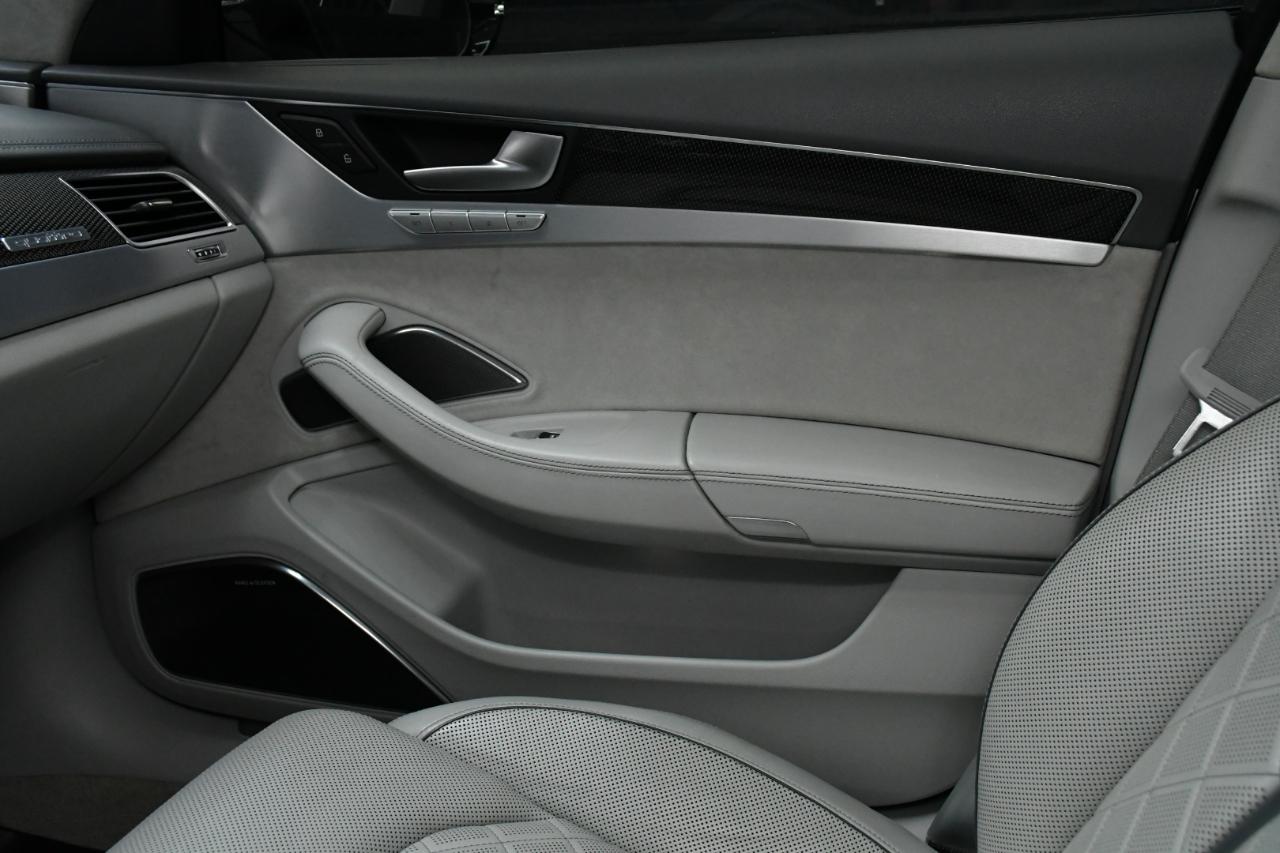 Audi S8 4dr Sdn Plus 2018