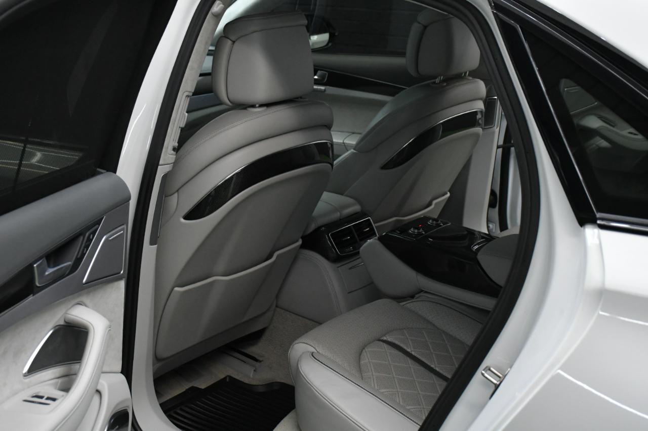 Audi S8 4dr Sdn Plus 2018
