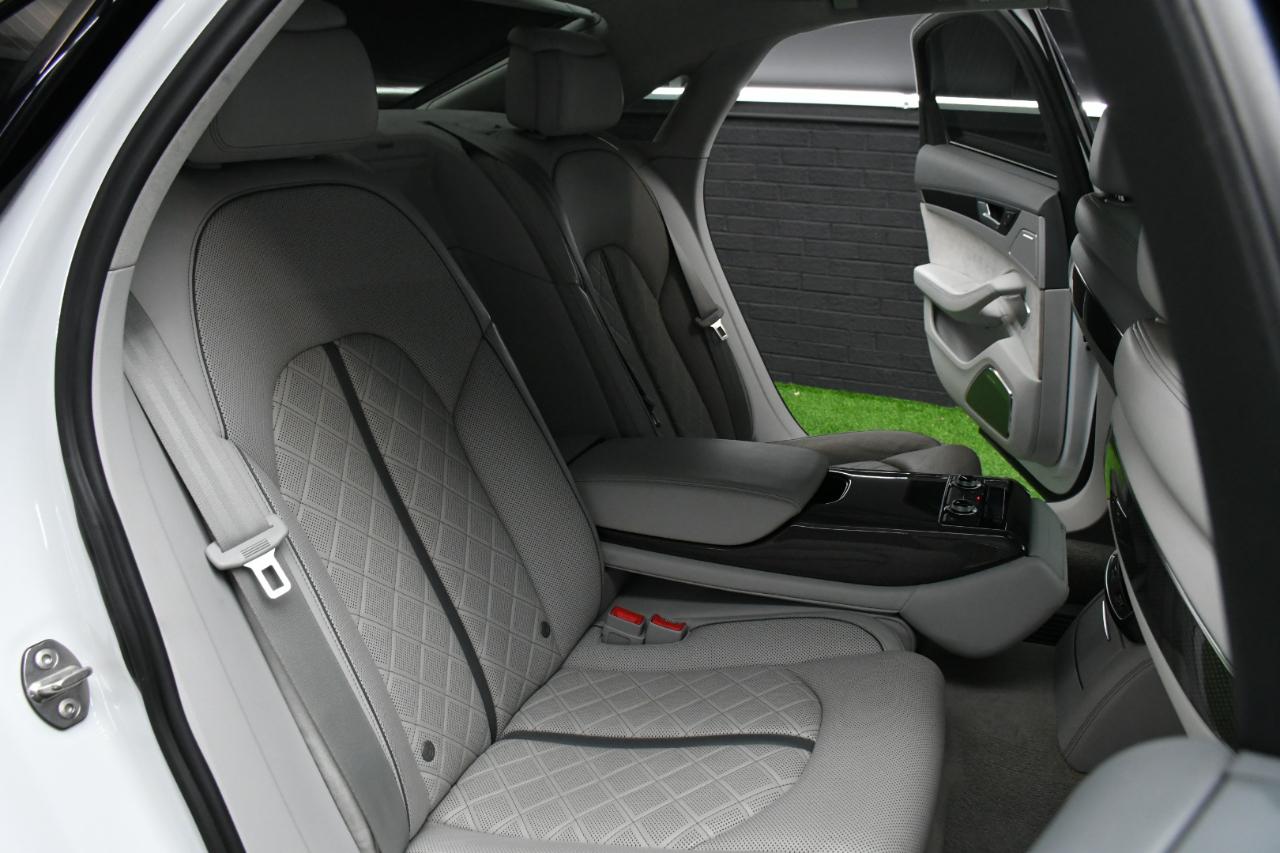 Audi S8 4dr Sdn Plus 2018