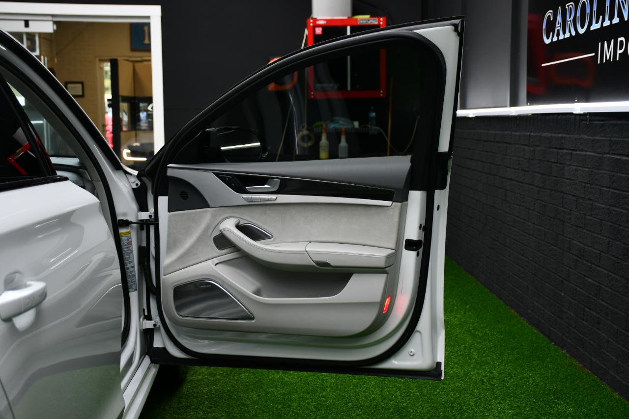 Audi S8 4dr Sdn Plus 2018