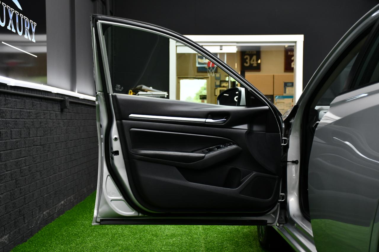 Nissan Altima 2.5 SV 2023