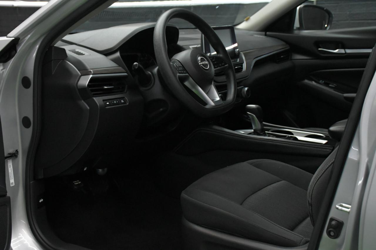 Nissan Altima 2.5 SV 2023