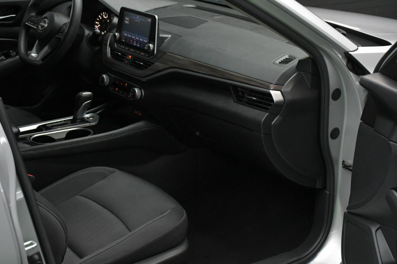 Nissan Altima 2.5 SV 2023